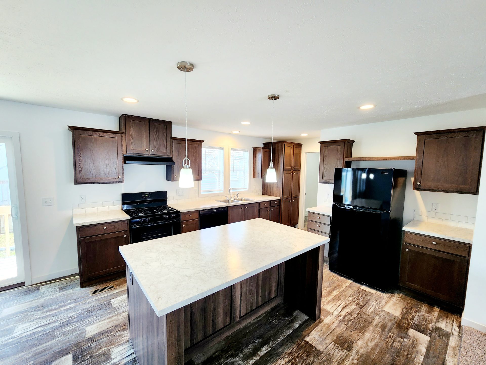 3275 Cheshire Jackson MI 49201