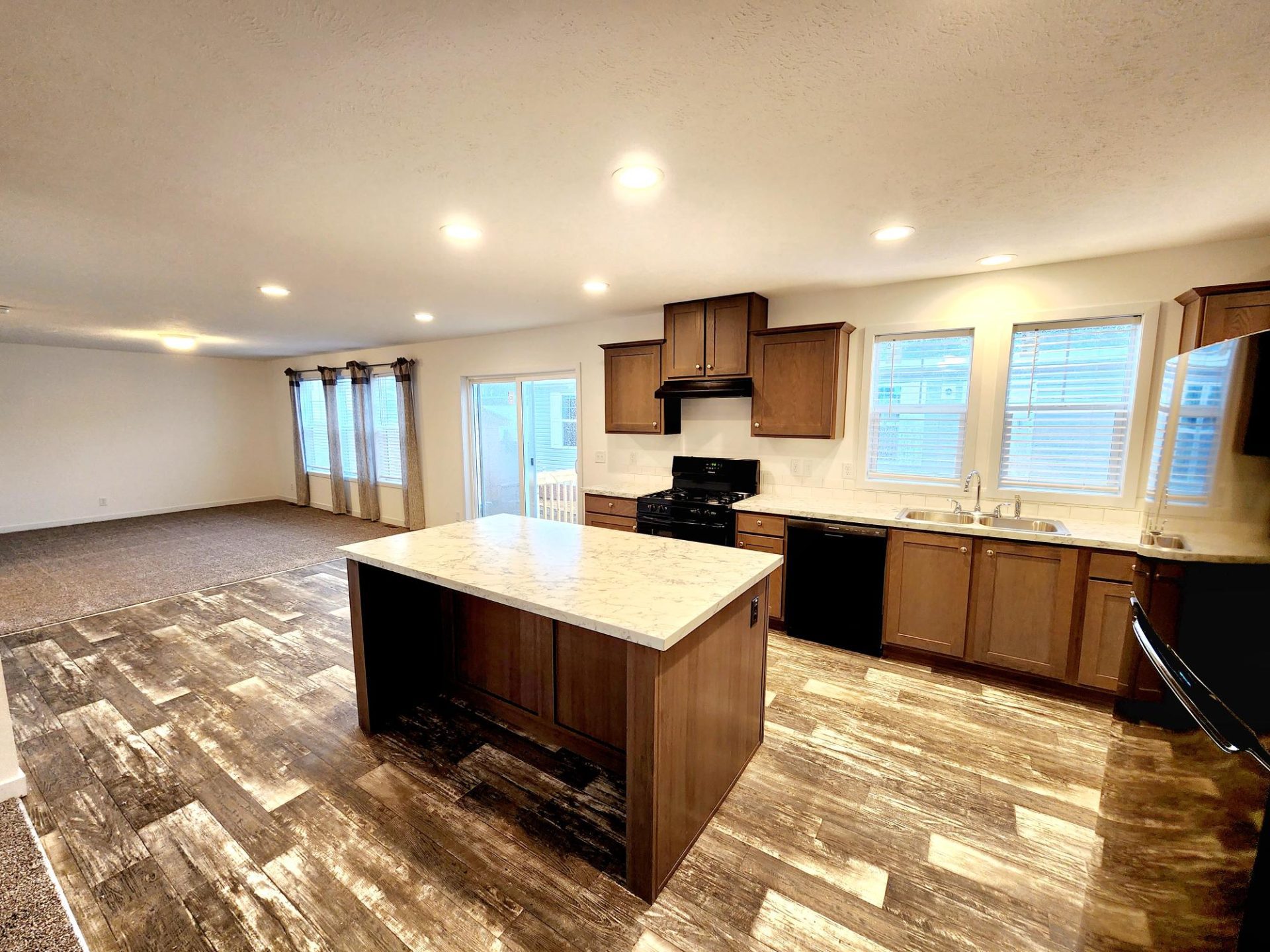 3266 Derbyshire Jackson MI 49201