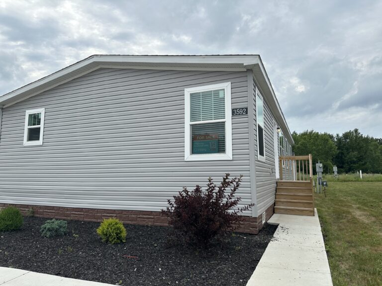 3592 Winsford Drive ~ Site 381